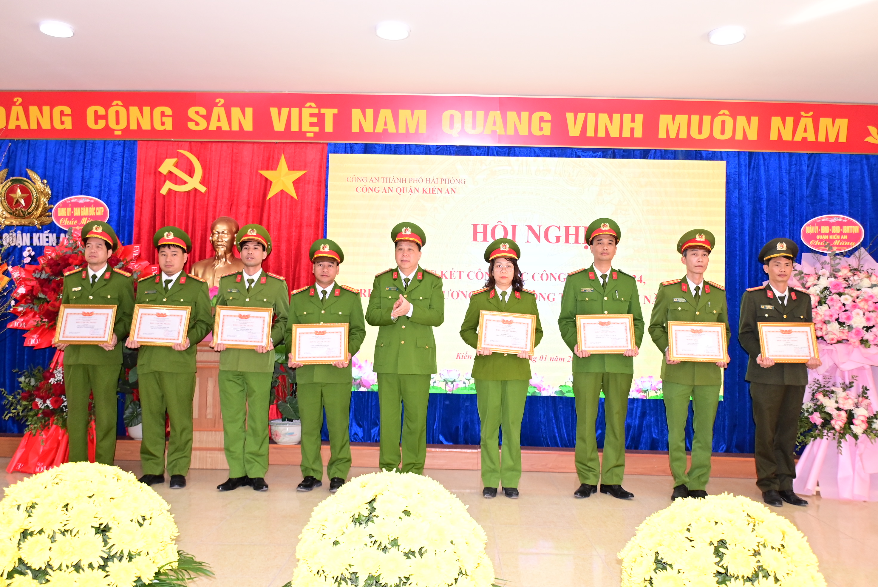 Công an quận Kiến An: Tổng kết công tác Công an năm 2024, triển khai chương trình công tác Công an năm 2025